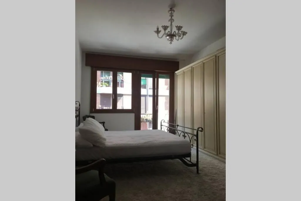 Esclusive Family Apartment contacts